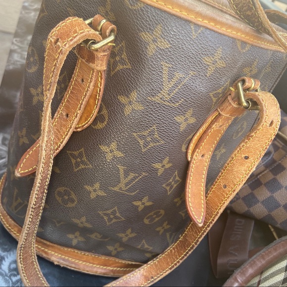 LV Bucket Bag *VINTAGE* - Picture 1 of 6
